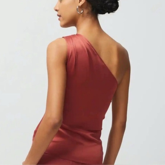 NEW WITH TAGS SATIN LOOK ONE SHOULDER TOP FROM WHITE HOUSE BLACK MARKET - Picture 11 of 11